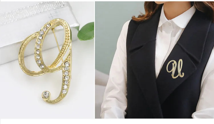 Fashion Design 26 Initial Letters Brooch Pins For Woman Luxury Lapel Pins Crystal Rhinestone Pin Badg Women Brooch Jewelry Gifts