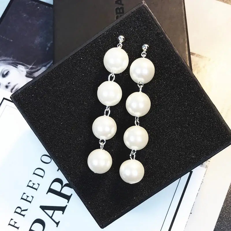 Best Selling Wild Fashion Simple Pearl Bean Earrings Style Women Girls Earrings Jewelry Wholesale Crystal Earrings Brincos