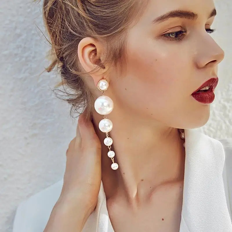 Best Selling Wild Fashion Simple Pearl Bean Earrings Style Women Girls Earrings Jewelry Wholesale Crystal Earrings Brincos