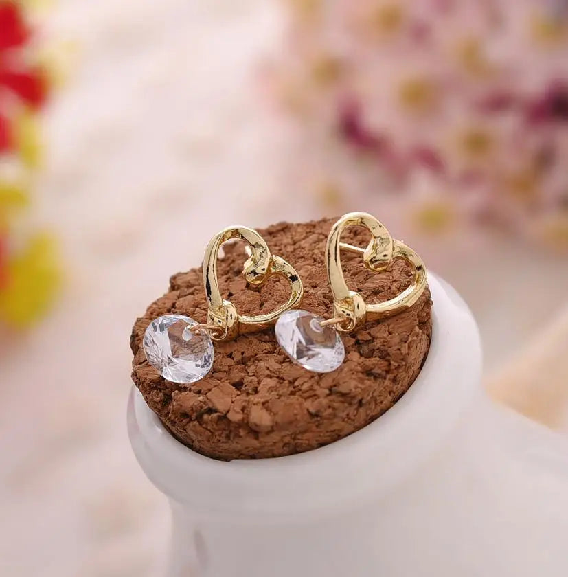 Best Selling Wild Fashion Simple Pearl Bean Earrings Style Women Girls Earrings Jewelry Wholesale Crystal Earrings Brincos