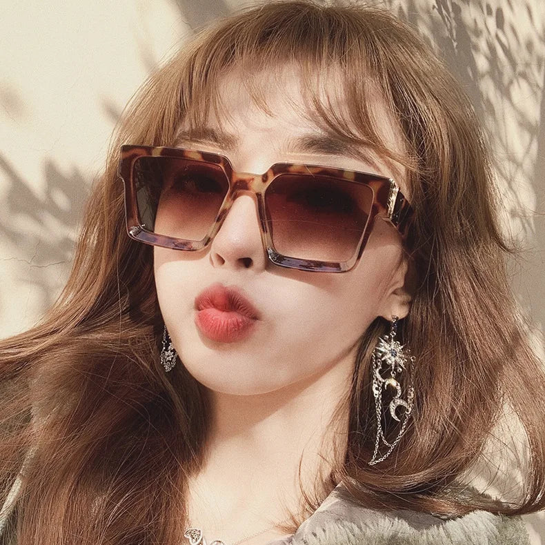 Sunglasses Square Women Sun Glasses Female Eyewear Eyeglasses Plastic Frame Clear Lens UV400 Shade Fashion Driving New