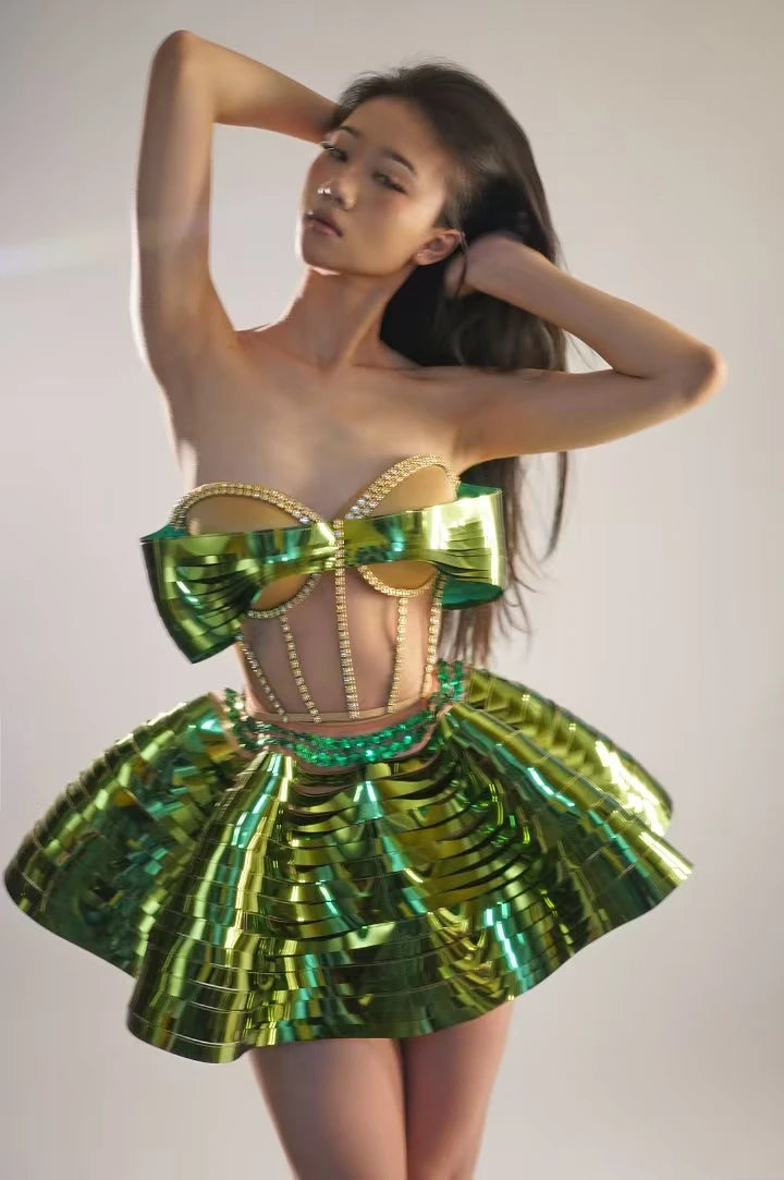 Sexy Diamonds Activity Clothing Women ClubCelebrate Stage Wear Performance Outfit Sparkly GoloSilver Top 2PCS Skirt Sets Y009