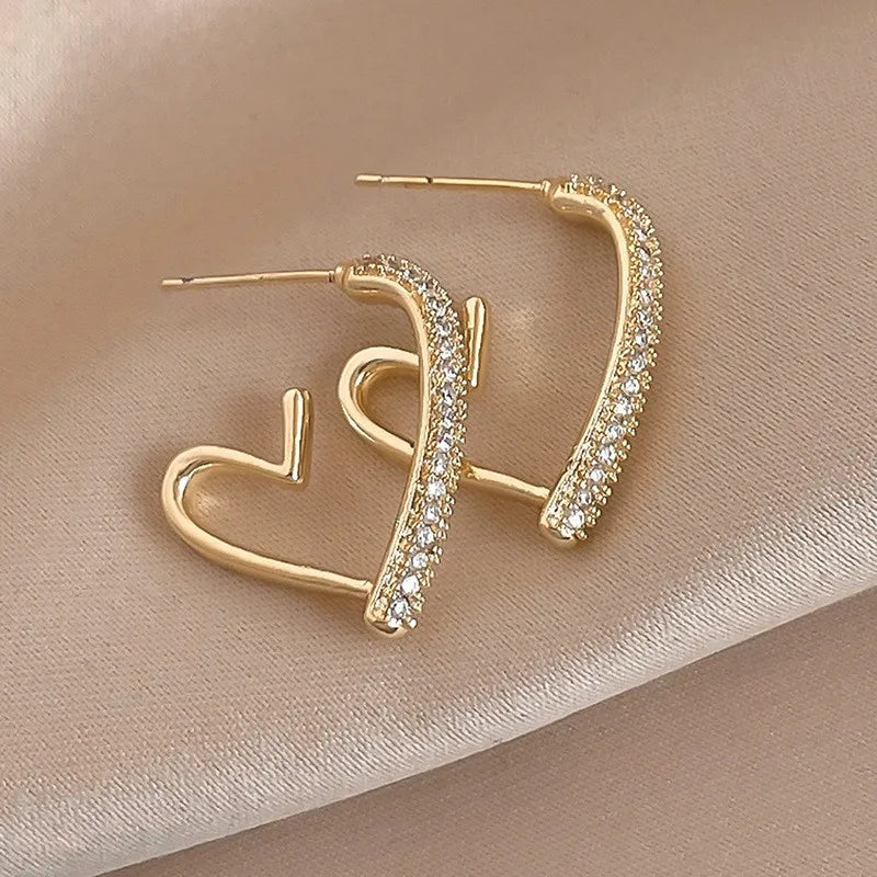 925 Silver Needle Korean Fashion Crystal Heart Earrings For Women Jewelry 2025 Trending New Luxury Women's Hoop Earrings Z40
