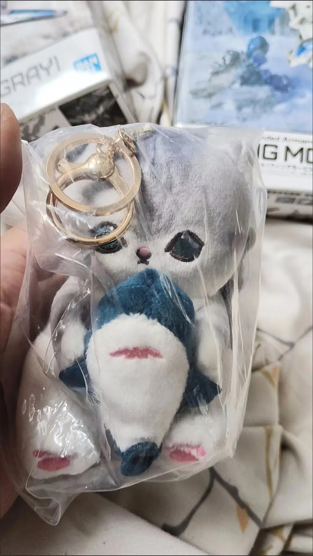 Hot Sale Genuine Yoyo Japanese Style Cute Mofusand Plushie Shark Cat Series Soft Stuff Hanging Keychain Pendant Gifts For Friend