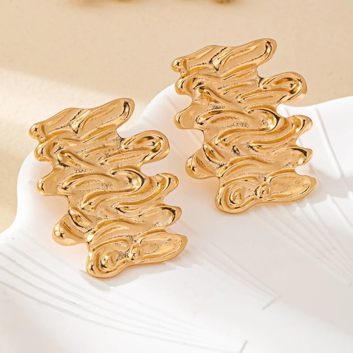 Irregularly Pleated Stud Earrings For Women Girls Geometric Ear Accessories Fashion Jewelry Holiday Party Gift OL EE086