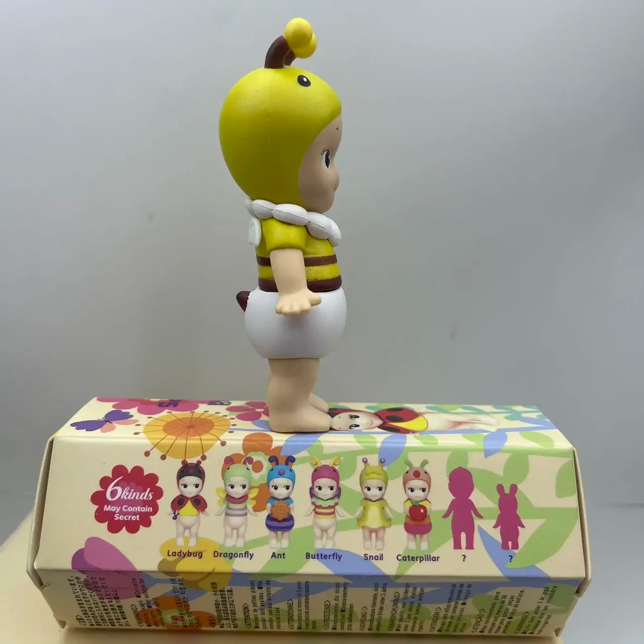 ソニーエンジェル ブラインドボックス ミニフィギュア バグズワールド限定シリーズ アニメフィギュア かわいい人形 子供用 クリスマス 誕生日 ギフト 6個