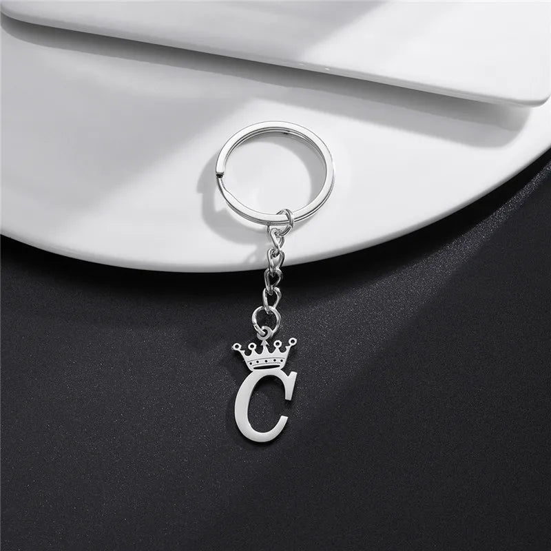 Fashion Crown A-Z Letters Pendant Keychains for Lovers Silver Color 26 Alphabet Keyring Women Car Key Ring Unique Name Jewelry