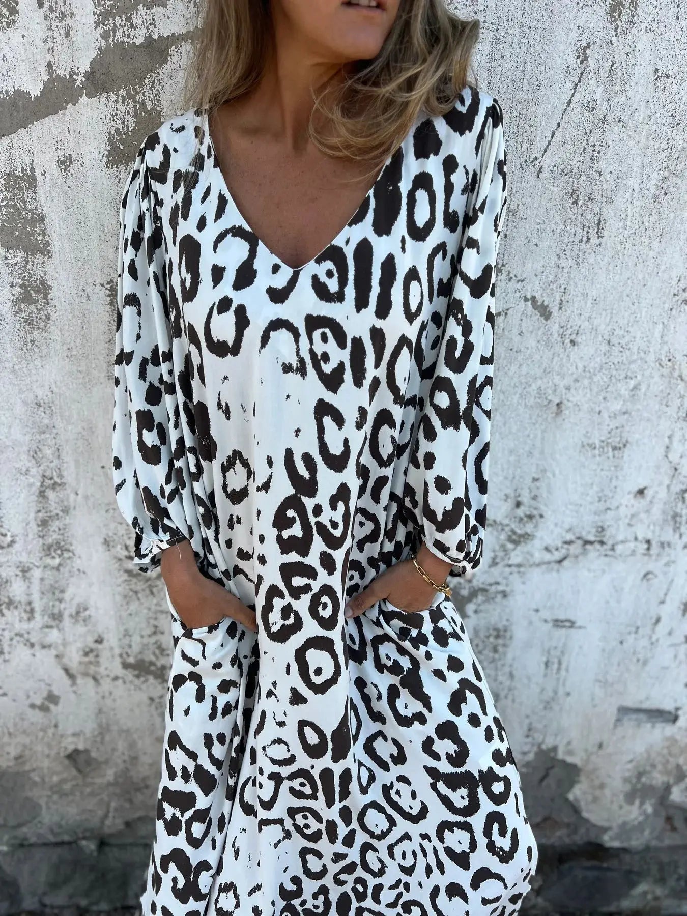 Women Sexy V-Neck Maxi Dresses Summer Bohemian Short Sleeve Leopard Print Long Dress Female Vintage Holiday Beach Cover Up Robe