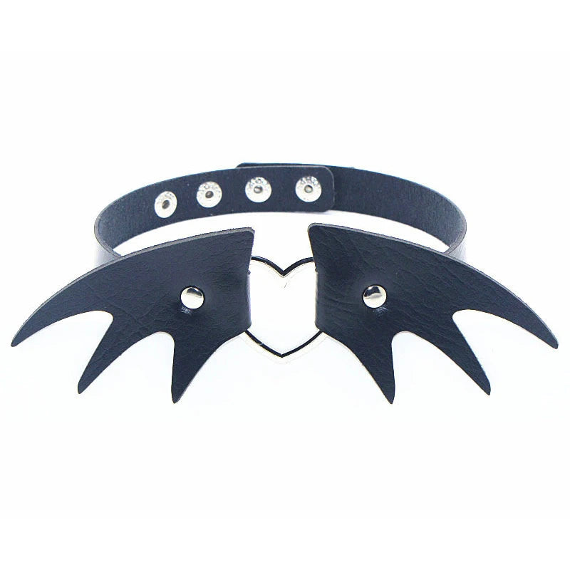Woman Black Bat Punk Choker Collar Necklace Sexy PU Leather Heart Lock Key Spike Gothic Cosplay Accessories Party Jewelry New