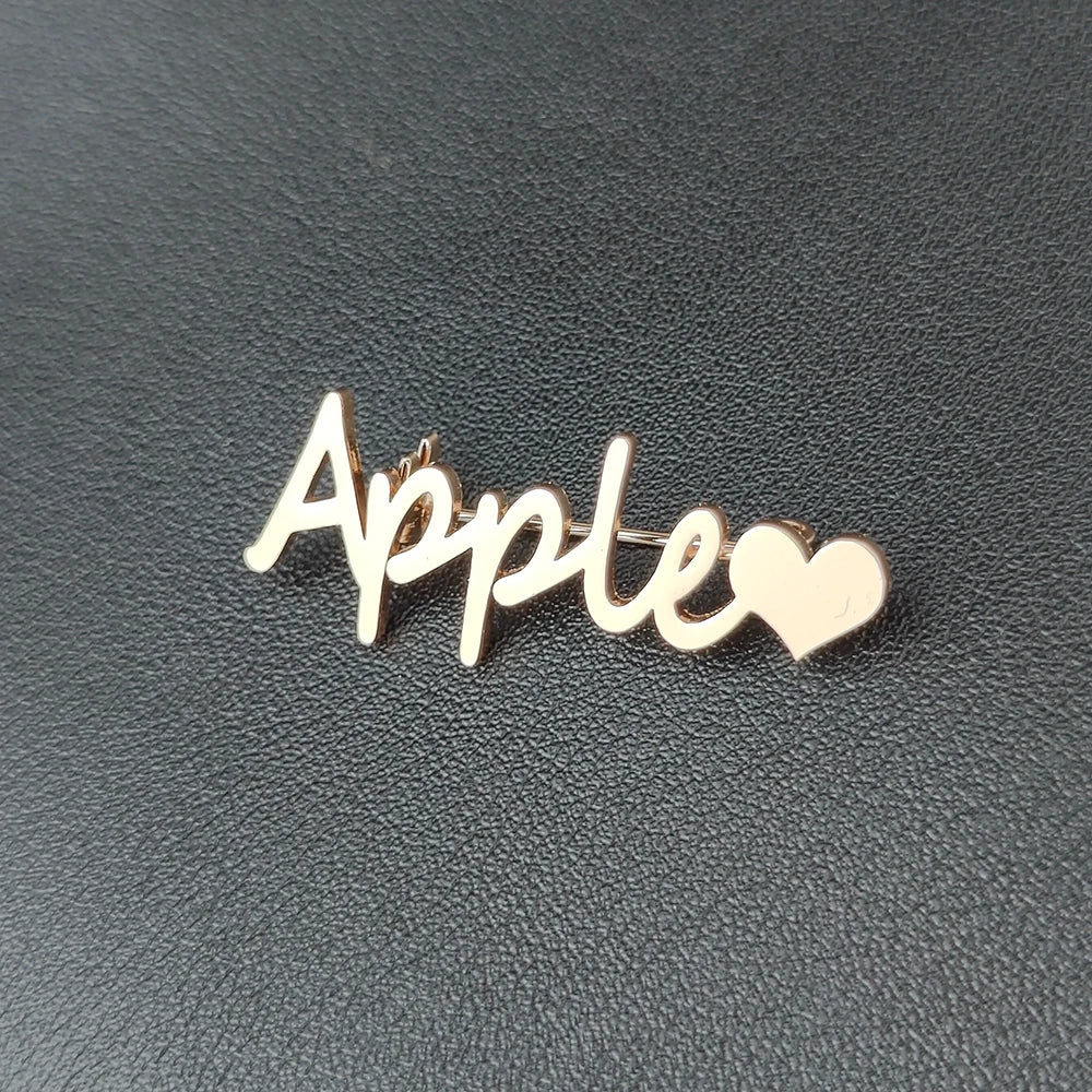 2022 Personalized Custom Women Name Brooch Stainless Steel Nameplate Lapel Badges Fashion Temperament Jewelry Best Gifts