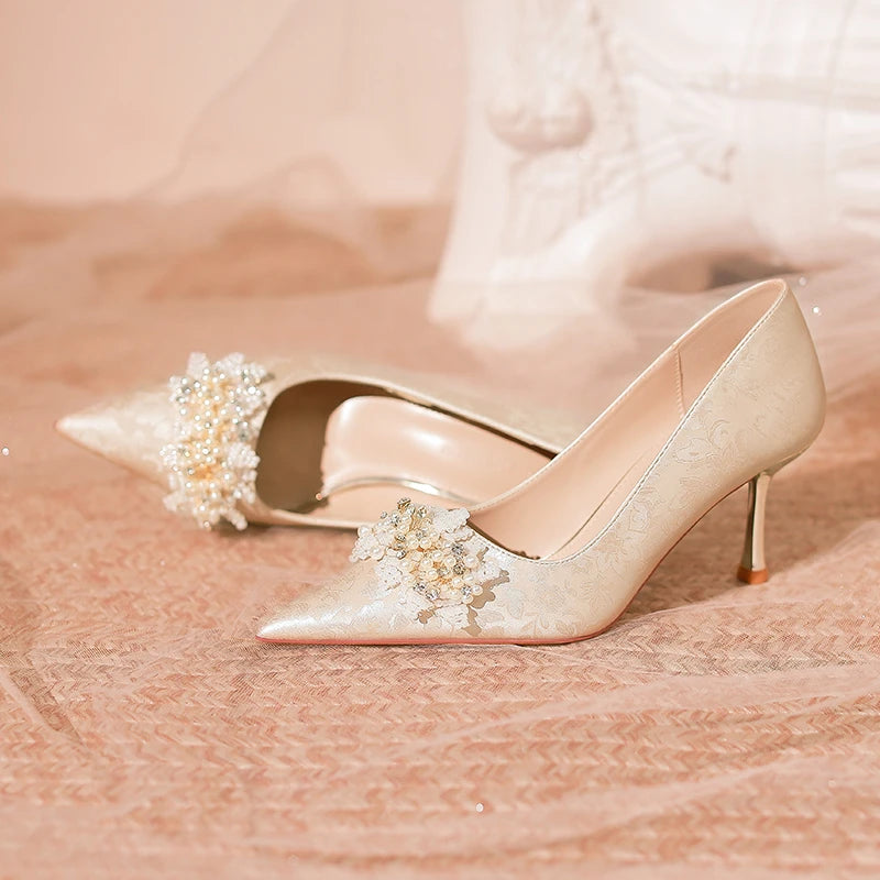 High Heels Women Fall New Pointed Head Shallow Mouth Beaded Flower Wedding Dress Bride Wedding Shoes