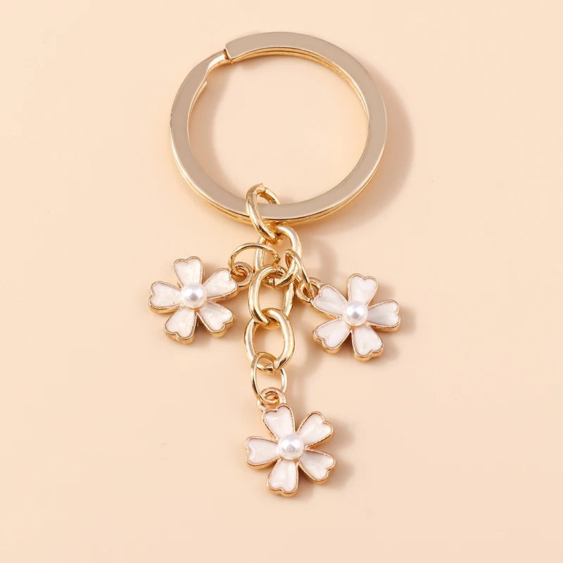 Cute Enamel Keychain Colorful Sakura Flower Key Ring Sweet Key Chains for Women Girls Handbag Accessories DIY Jewelry Gifts