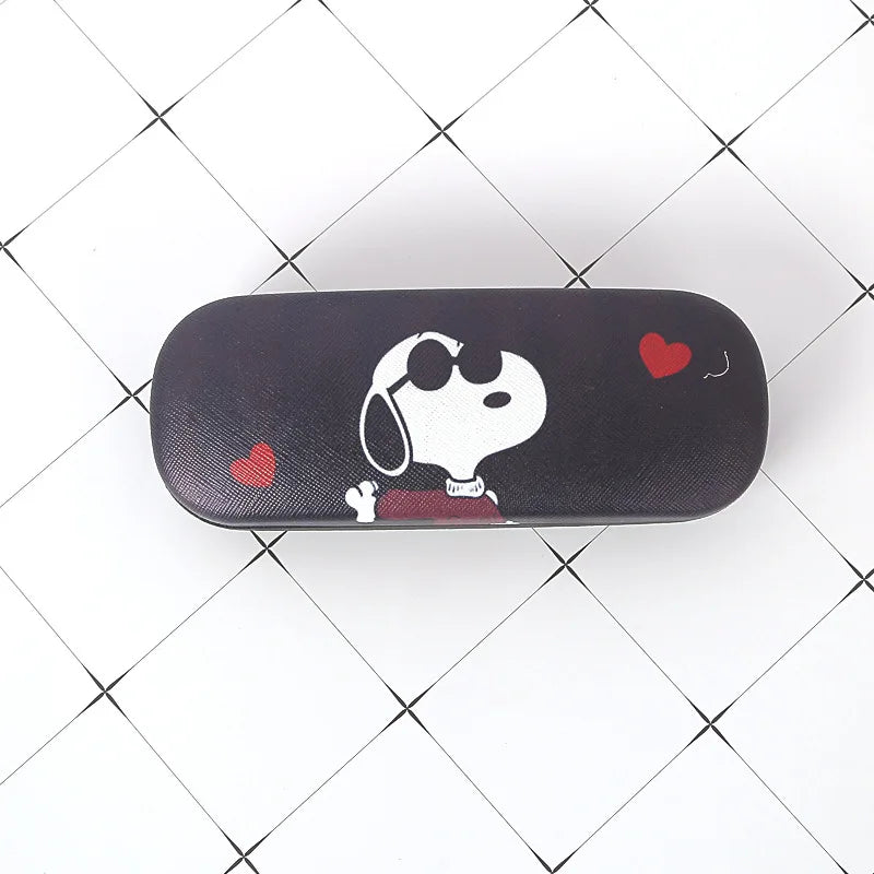 Snoopy Men Women Hard-shell Glasses Case Cartoon Anime Derivative Peripherals Eyeglasses Boxes Portable Crush-resistant Box Gift