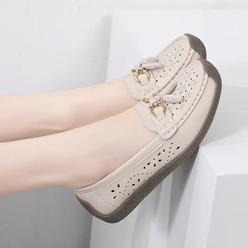2025 New Loafers Women Summer Fashion Round Toe Nurse Shoes Soft Sole Non-slip Flat Shoes Breathable Casual Sports Women's Shoes