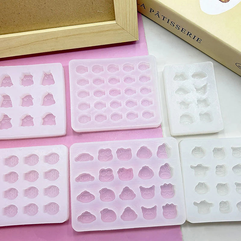Sanrio Hello Kitty Silicone Mold Anime Kuromi Cinnamoroll My Melody Summer Jelly Ice Chocolate Food Grade Jelly Silicone Mold