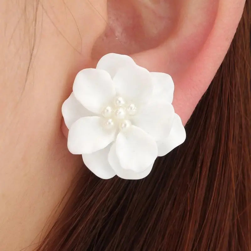 925 Silver Needle Korean Fashion Bowknot Tulip Earrings For Women Jewelry 2025 Trending New Women's White Flower Earrings Brinco