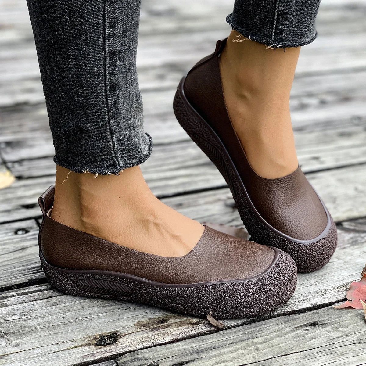 Flats Women Shoes Casual Sport Loafers Sandals Summer Woman Sneakers Trend 2025 New Shallow Shoes Brand Walking Zapatillas Mujer