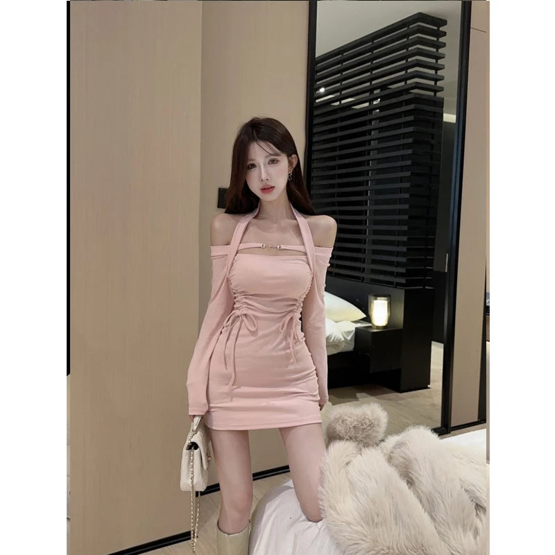 ピュアセクシーホットガール長袖ワンピース レディース秋冬スリムフィットホルターネックストラップラップヒップミニワンピース 女性服