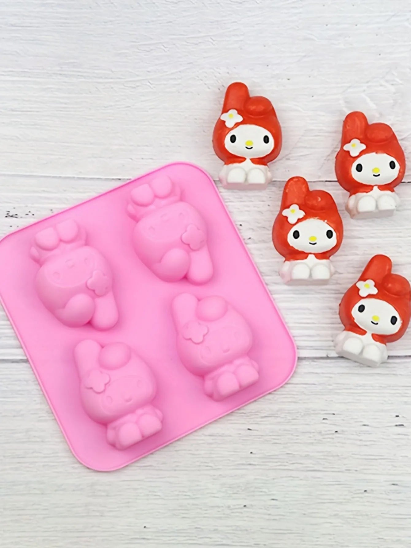 1pc HelloKittys My Melody Kuromi Cinnamoroll Silicone Baking Mold 4-Cavity Food Grade Flexible DIY Mold for Cake Chocolate De
