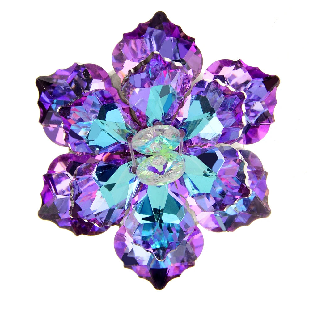 CINDY XIANG Shining Crystal Flower Brooches For Women Handmade Winter Fashion Pin 20 Colors Available Party Accessories