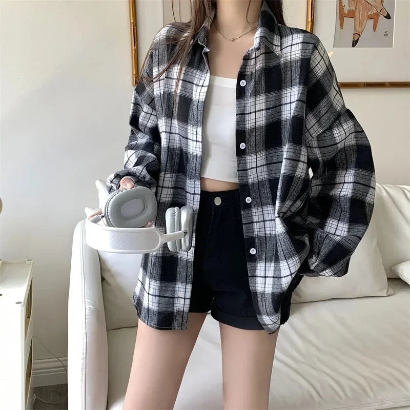 Women Tartan Shirt Long Sleeve Collared Button Up Oversized Plaid Shirt Jacket Grunge Fashion Teenage Girl Spring Summer Outfit