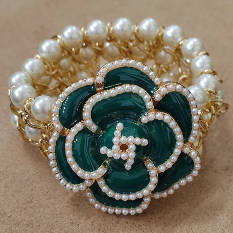 Trendy luxury Starfish Flower Elastic Pearl Bracelet Bangle Jewelry For Women Party Gift