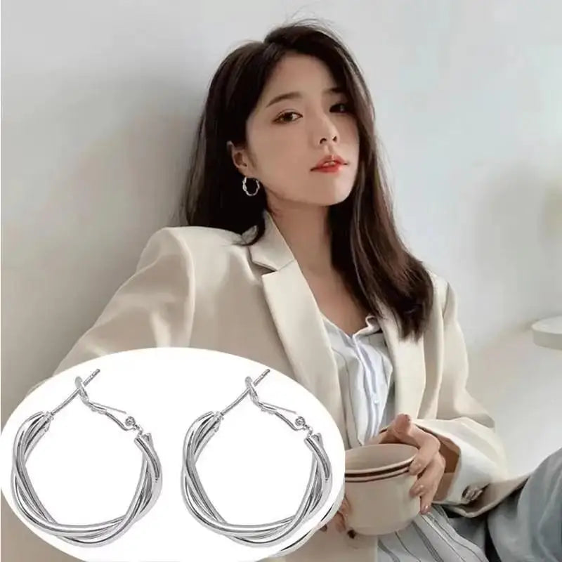 925 Silver Needle Korean Fashion Leaf Flower Earrings For Women Metal Earings Jewelry 2025 Trending Women's Gold Color Earrings
