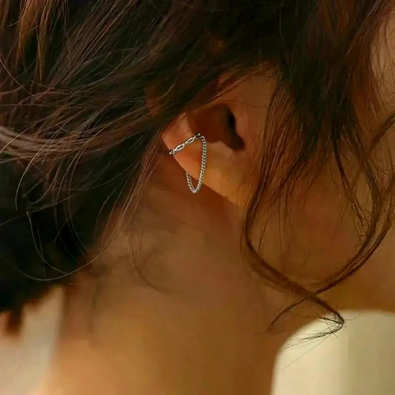 1Pc 2024 Fashion Minilist Fake Piercing Earcuff Earrings Chain Tassel Line for Woman No Piercing Ear Cuff Women Ear Jewelry