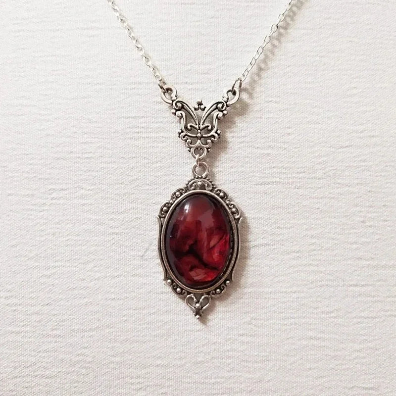 ゴシックブラッドレッドクォーツチャームネックレスバタフライネックレスレディースヴァンパイアエンボス魔女ジュエリーアクセサリーヴィンテージチョーカー