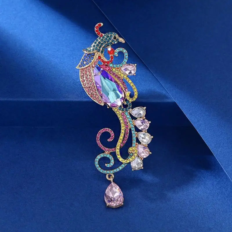 Elegant Classic Crystal Peacock Shining Brooch Pin For Women High-end Exquisite Banquet Party Animals Badges Jewelry Gift