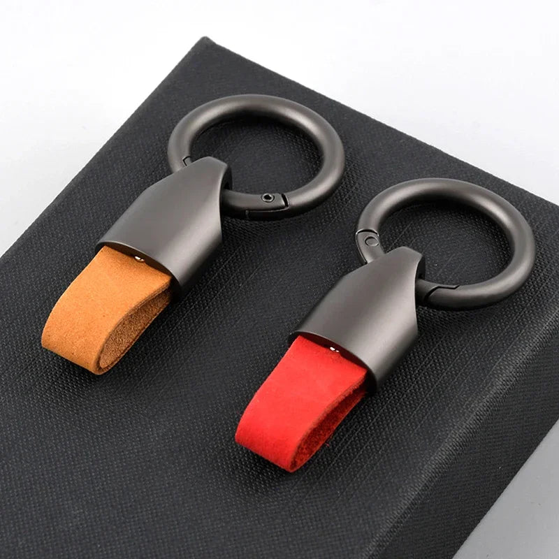 New Cowhide Leather Keychains for Women Men Waist Belt Buckle Carabiner Car Pendant Key Chains Rings Keyring Bag Gifts