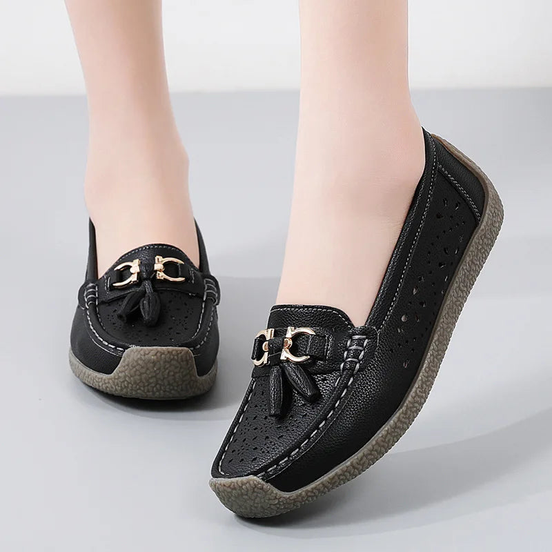 2025 New Loafers Women Summer Fashion Round Toe Nurse Shoes Soft Sole Non-slip Flat Shoes Breathable Casual Sports Women's Shoes
