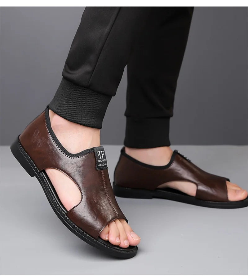Sandals for Men Fashion Hollow Out Casual Shoes Soft Sole Comfort Beach Shoes for Men New Leather Flat Sandal Designer Sandalias