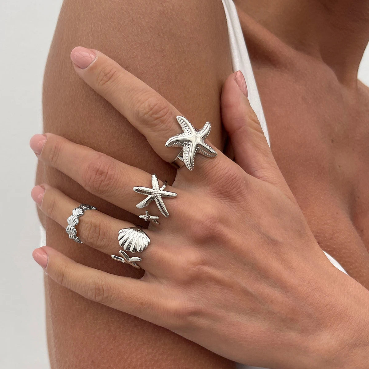 SHIXIN 4Pcs/Set Starfish Scallop Adjustable Open Rings for Women Trendy Geometric Gold Color Ring Summer Beach Jewelry Accessory