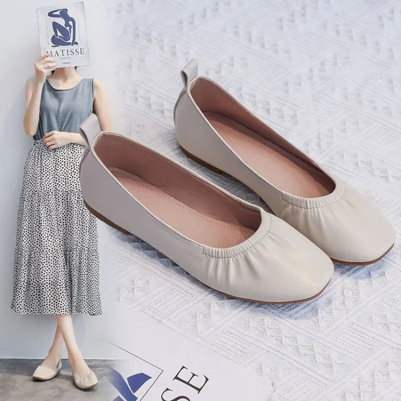 Women's Flats – 2025 Autumn New Trendy Retro Fashion Low-Heel Casual Commuting Leather Loafers (Driving Shoes for Petite Women)