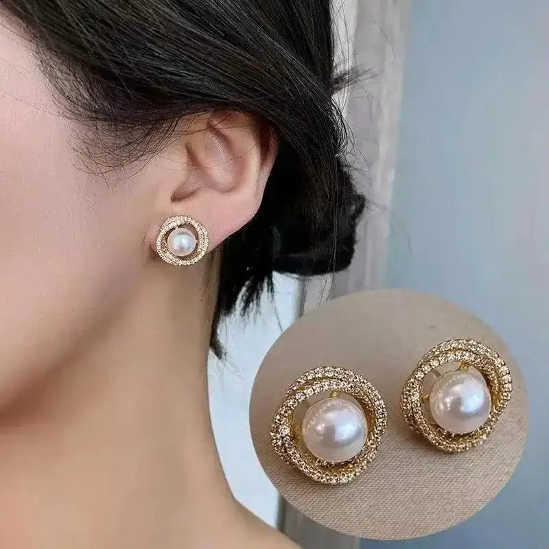 925 Silver Needle Korean Fashion Pearl Stud Earrings For Women Jewelry 2025 Trending New Vintage French Women's Crystal Earrings
