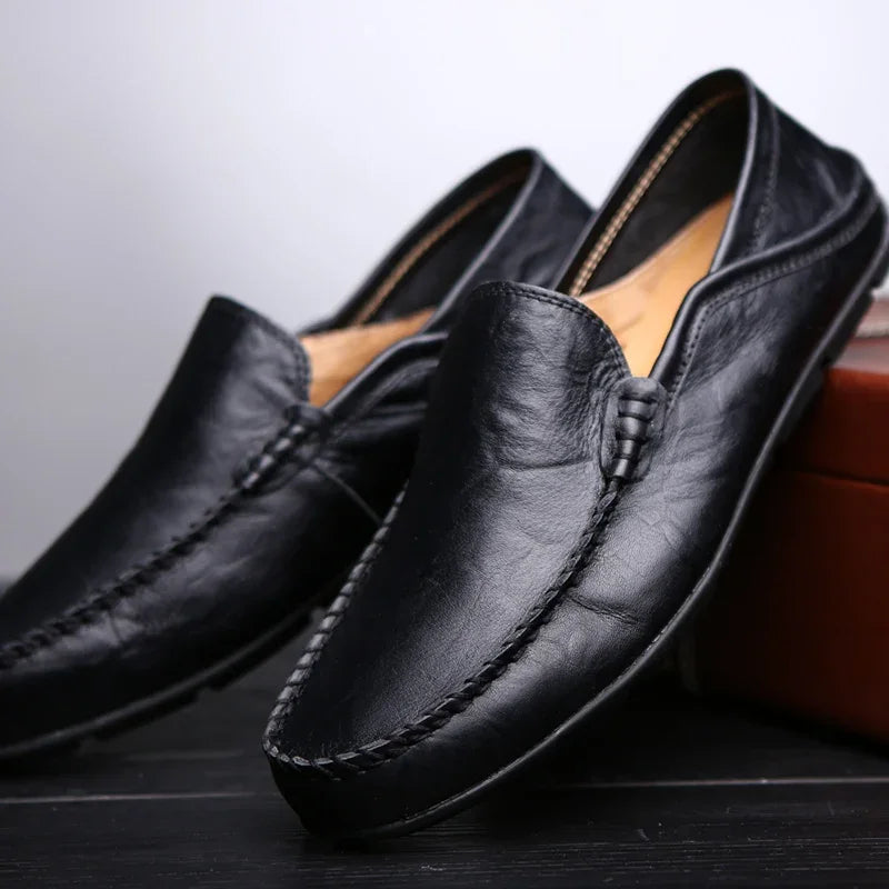 Men Loafers 2024 New Leather Shoes Men‘s Casual Shoes Moccasins Breathable Sneakers Men Driving Shoes Comfort Flats Plus Size 46