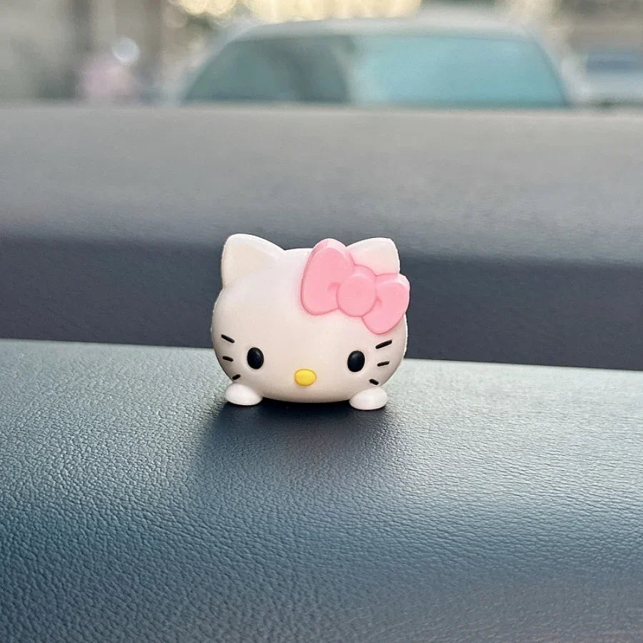 1/4pcs HelloKitty My Melody Kuromi Cinnamoroll Rubber Durable Cute 3D Cartoon Dashboard Decorations for Vehicle Decor