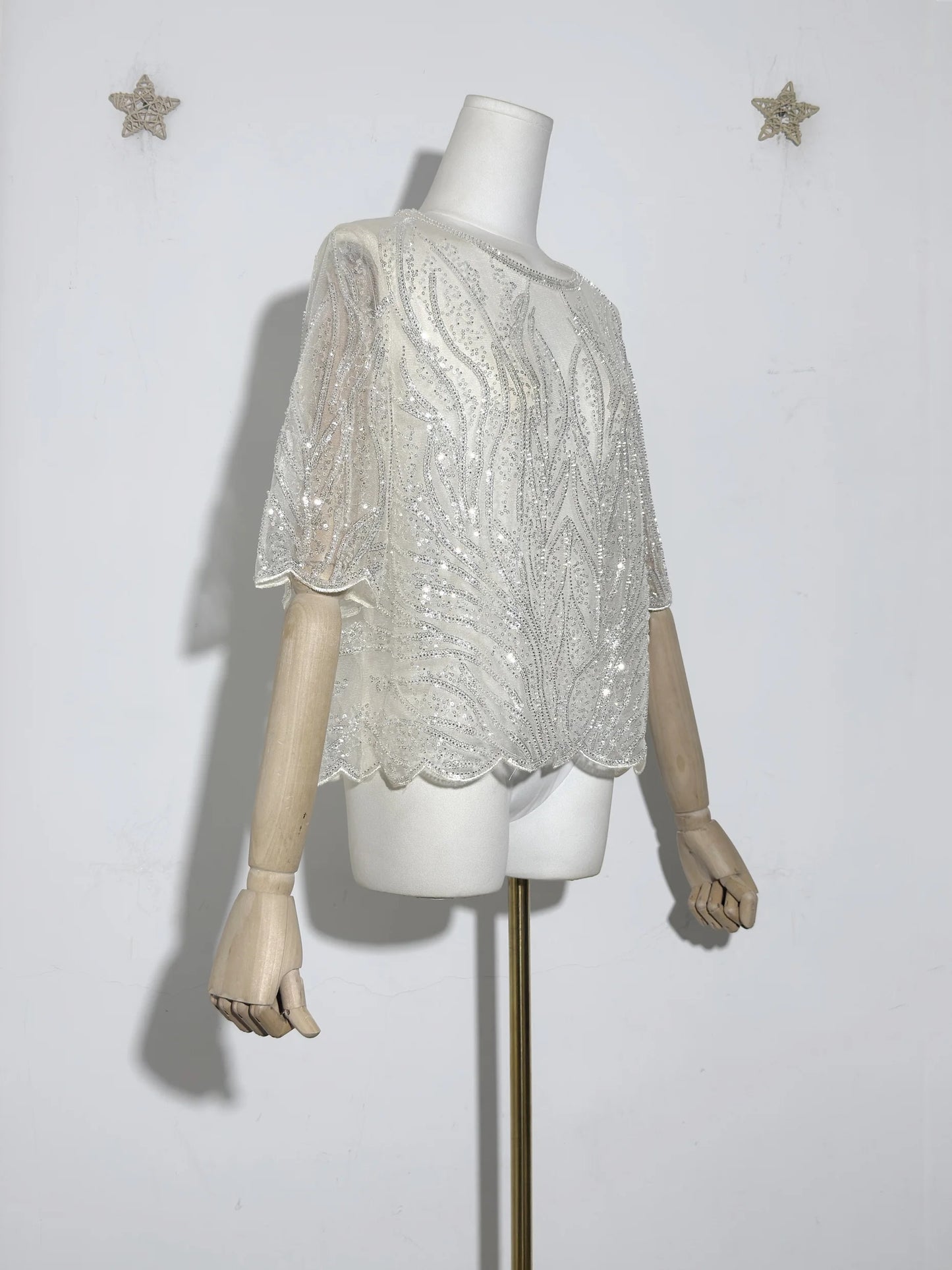 Gorgeous Sequin Beaded Women New Exquisite Sequin Heavry Embroidered Mesh O-Neck Halft Sleeves Blouse Mesh Top Pullover Shirt