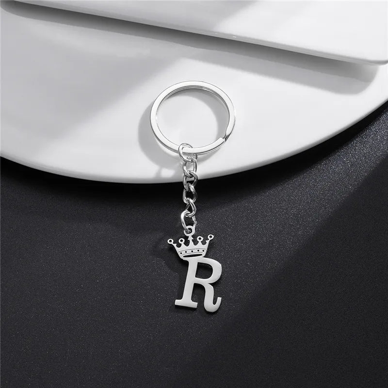 Fashion Crown A-Z Letters Pendant Keychains for Lovers Silver Color 26 Alphabet Keyring Women Car Key Ring Unique Name Jewelry