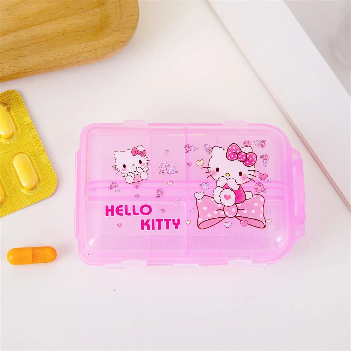 Fashion niche travel mini storage pill box Sanrio cartoon portable portable medicine box medicine sealed dispensing box