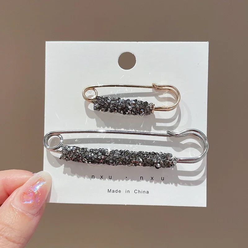 2Pcs Women's Brooch Tighten Waist Brooches for Women Skirt Pants Jeans Adjustable Waist Clip Crystal Pins Clothing Accessories