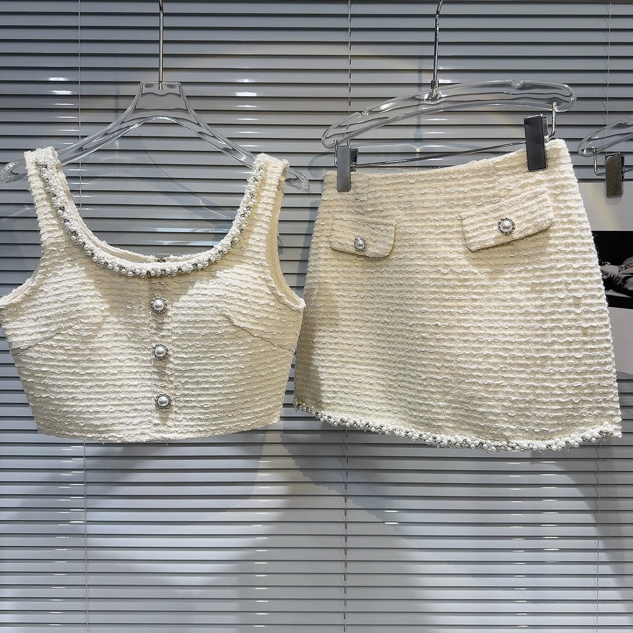 Women's Elegant Two Pieces Tweed Pearls Skirt Set Lady High Street Sexy O Neck Sleeveless Crop Tank Top + Minis Kirt