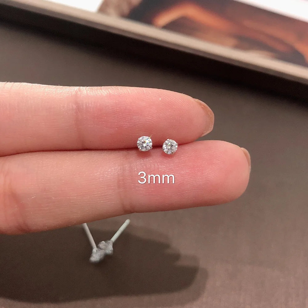 100%本物の925スターリングシルバージュエリー。女性用ファッション。キュートな小さなクリアクリスタルCZスタッドピアス。女の子やティーンズ、女性へのギフト。
