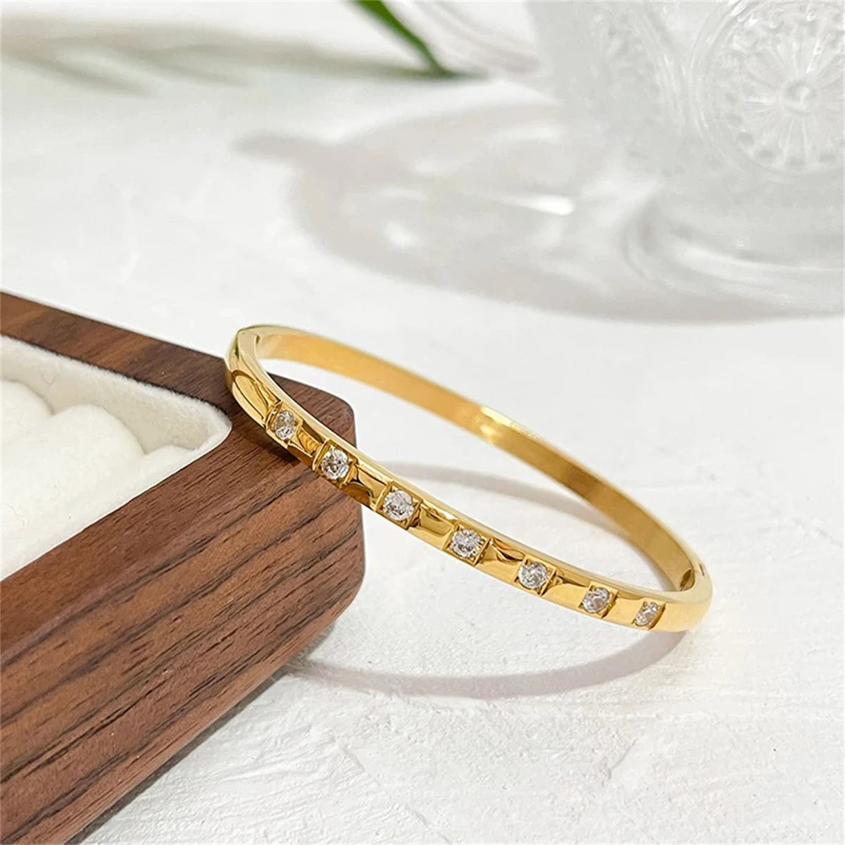 1 Pc Personality 18K Gold Plated Stainless Steel Cubic Zircon Bracelet for Women Waterproof Fashion Jewelry Gift