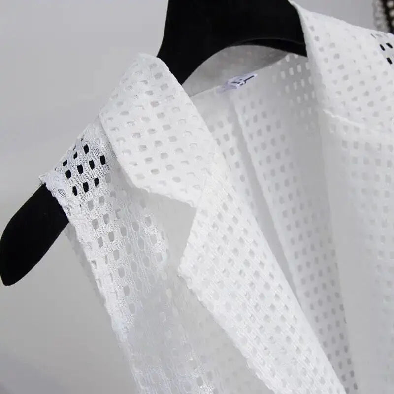 2025 Summer New V-NECKCollar Black White Suit Blazer Vest Jacket Women Style Commuter Sleeveless OL Cardigan Tank Coat
