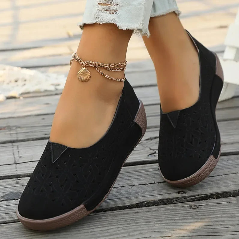 Loafers Women's Large Size 2024 Summer New Round Head Laser Hollowing Comfortable Thick Sole Single Shoes Zapatos De Mujer