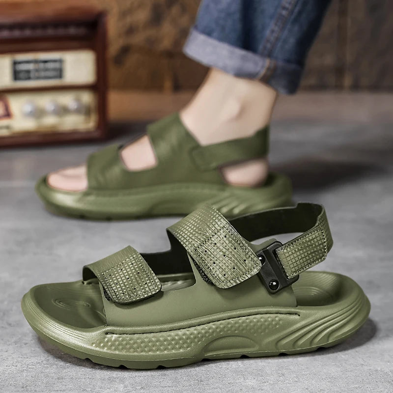 Sandals for men summer style soft sole casual wear-resistant anti slip black sandals for outdoor wear water wading beach shoes