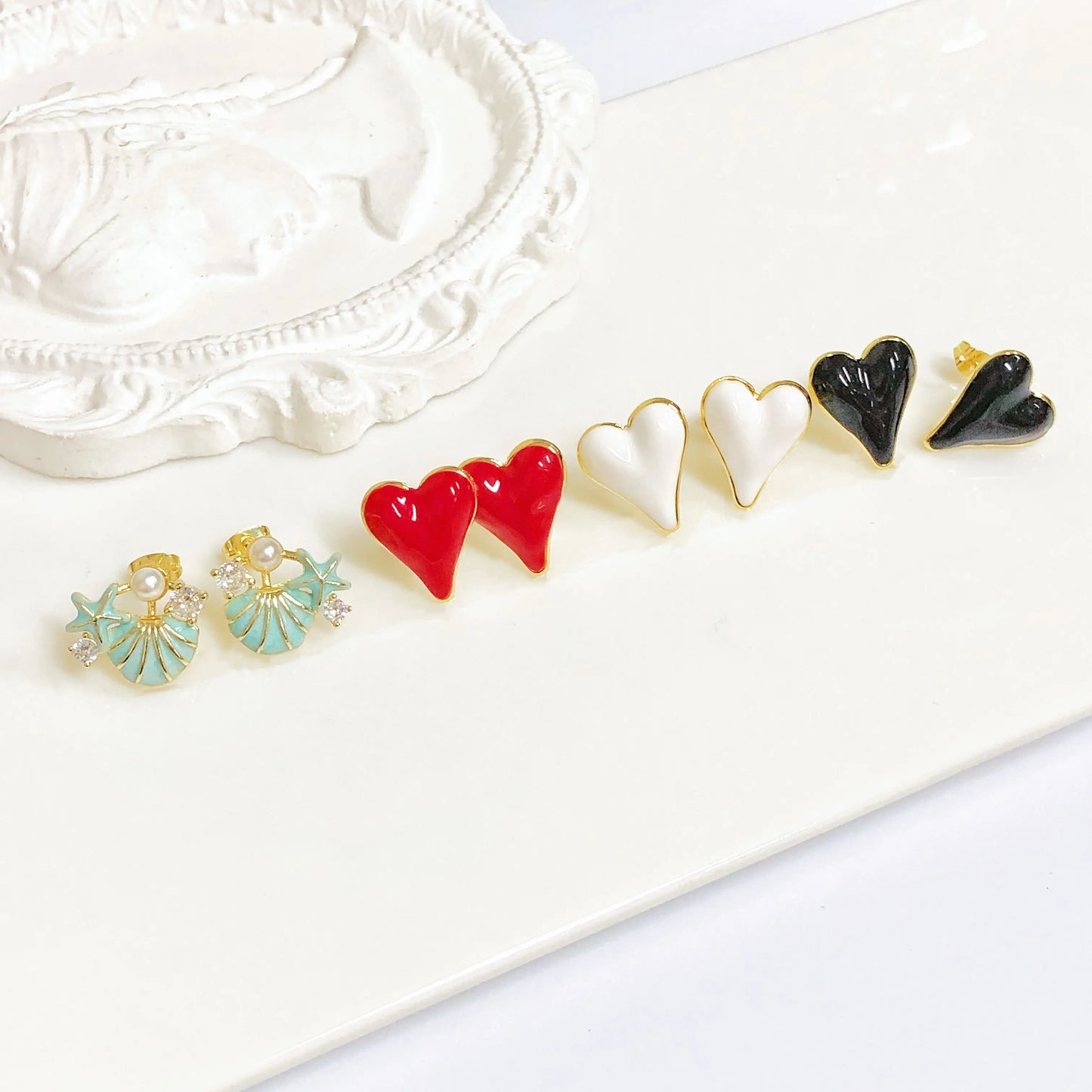 Enamel Oil Heart Stud Earrings for Women Girls New Fashion Party Golden Color Love Earrings Cute Romantic Jewelry Fine Gift