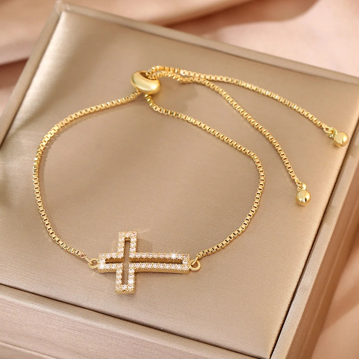 Trendy Circle Interlocked Gold-Color Charm Bangle For Women Men Personally Bracelet Party Girls Exquisite Accessories Jewelry